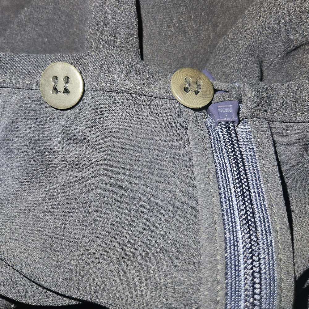 Giorgio Armani Elegant Navy Blue Trousers - Picture 4 of 4